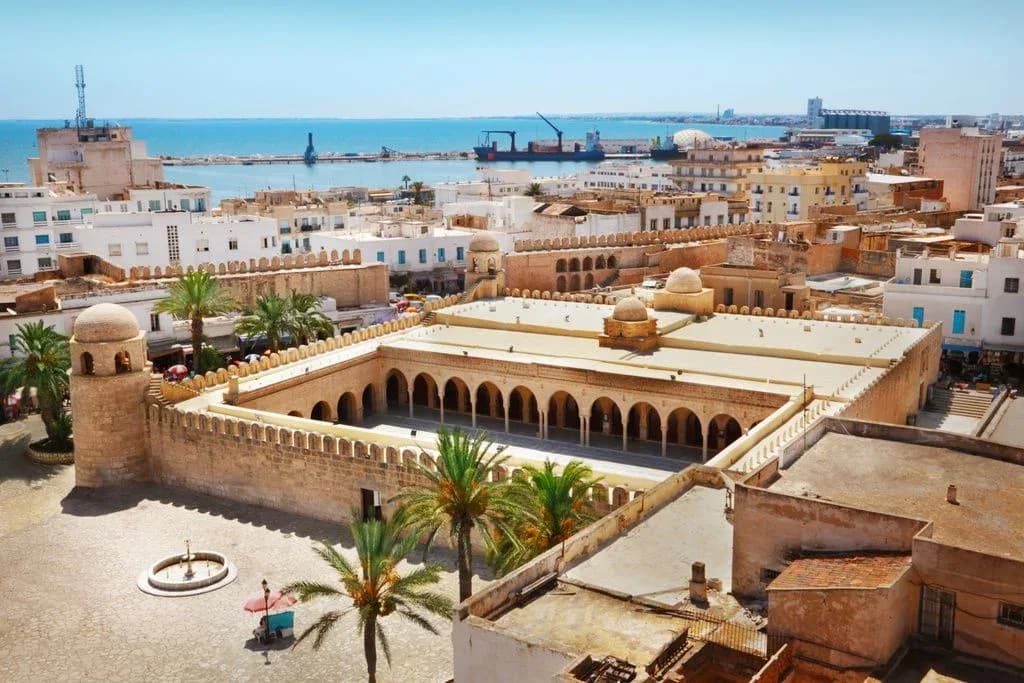 Femme à Sousse